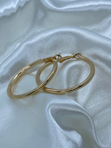 Essential Gold Hoops